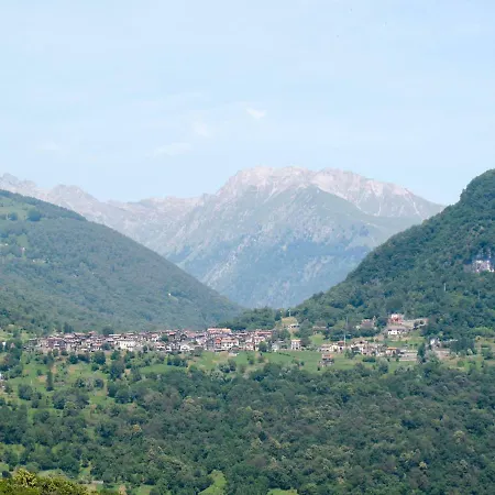 Апартаменты Locazione Turistica Casa Edera *