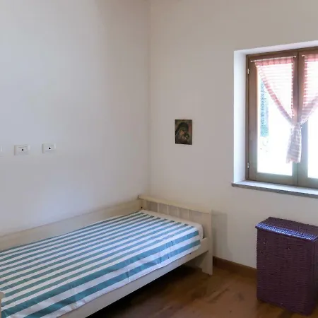Locazione Turistica Casa Edera Апартаменты *