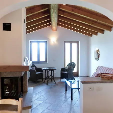 Locazione Turistica Casa Edera * Como